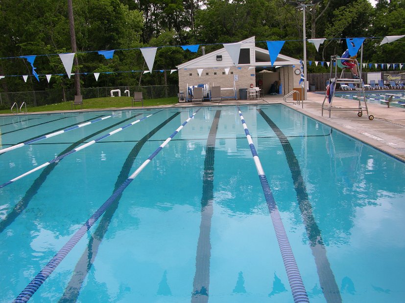 Dad's Club 50 meter olympic pool and childrens pool 1006 Voss Road (50)